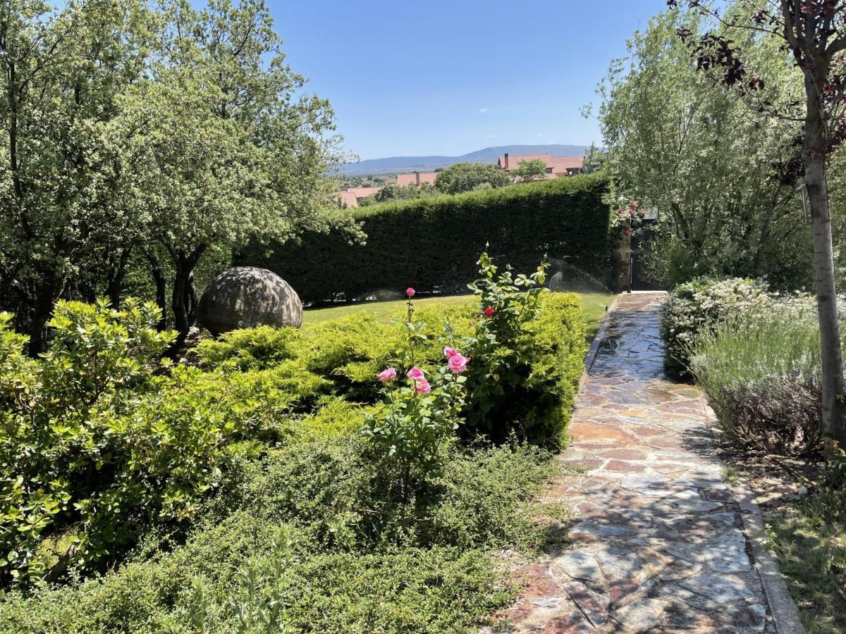 Villa El encinar de Gabino Zarzuela del Monte Exterior foto